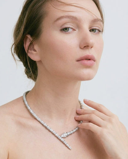 Statement snake necklace with crystal cluster – Vessaly