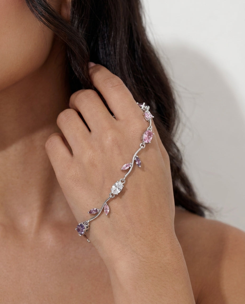 Delicate flower bracelet stacked styling – Vessaly
