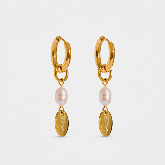 Pearl on the Vine Freshwater Pearl Hoop Earrings — Gold — Vessaly