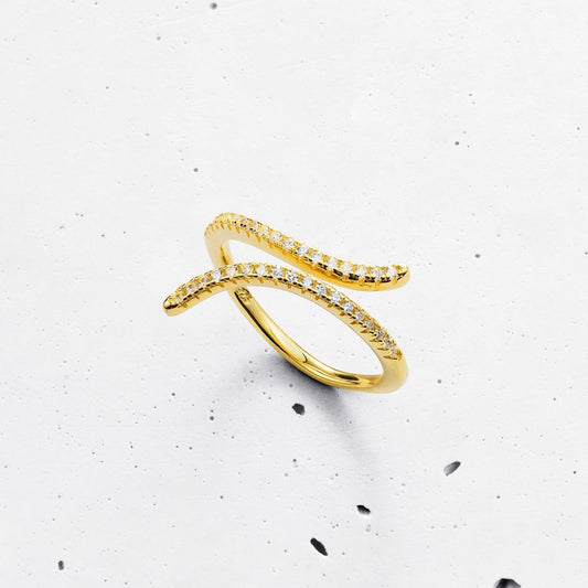 Ravyena 18K Gold-Plated Crystal Flare Ring — statement ring in 925 sterling silver
