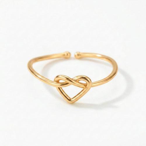 Love knot adjustable ring in gold – Vessaly