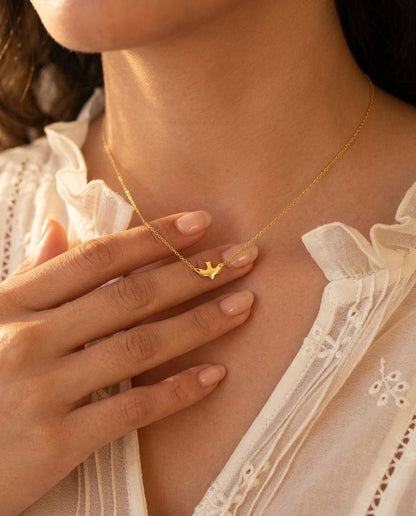 18K Gold Bird Pendant Choker Necklace