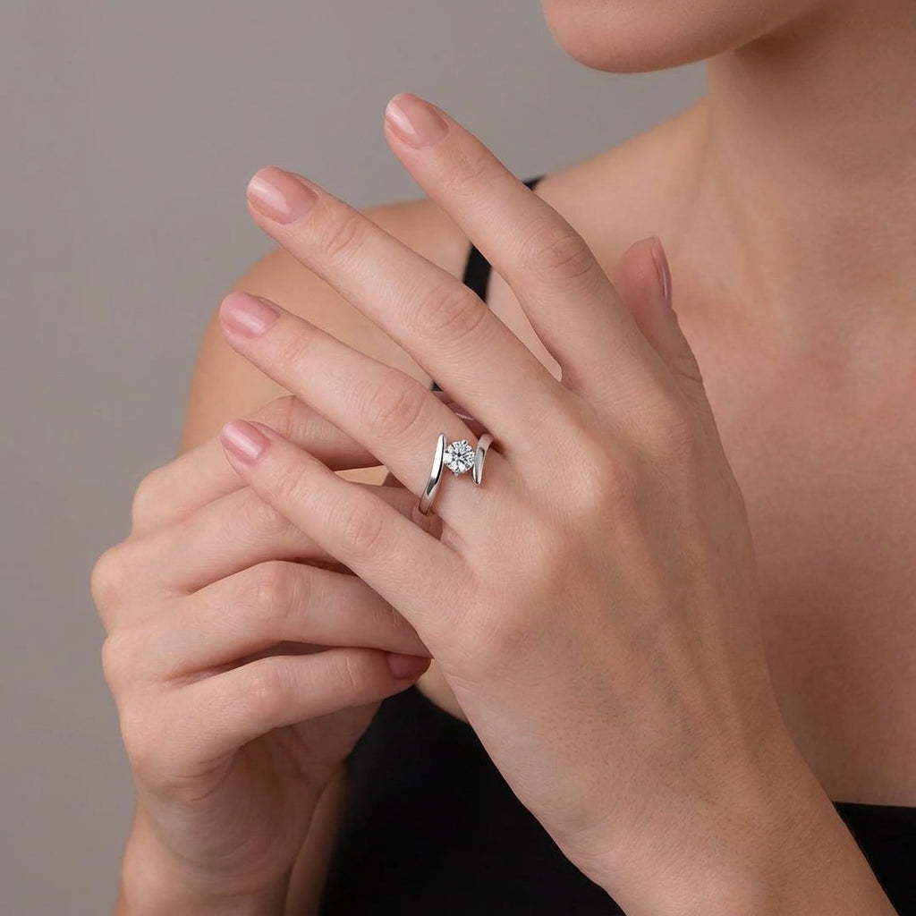 925 sterling silver ring with crystals, alternative angle