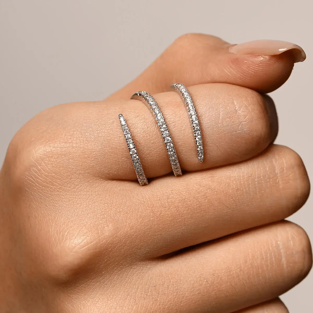 Three layer stacked ring detail – Vessaly