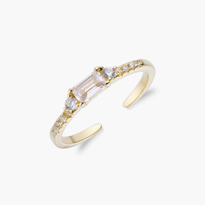 Delicate open ring layered in a stack – Vessaly