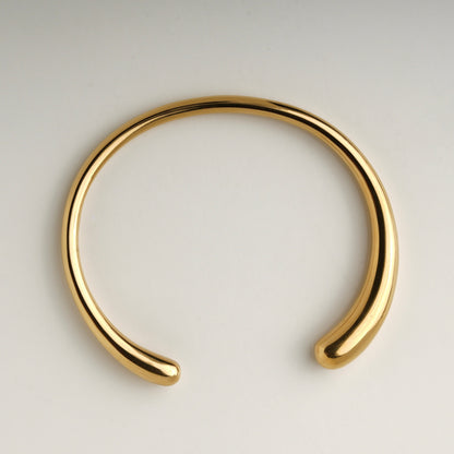 Classic 18K gold-plated cuff bracelet – Vessaly