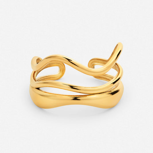 Tyra ring in polished gold finish