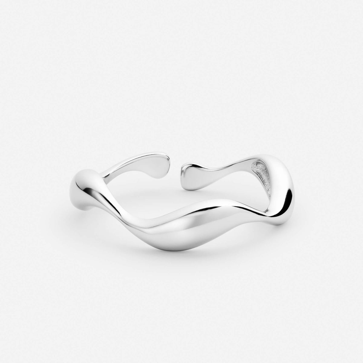 Oceane ring, alternative angle view