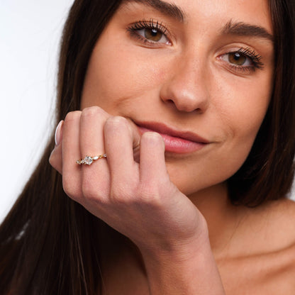 Solitaire ring worn on the finger – Vessaly