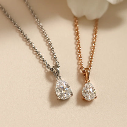 Pear moissanite pendant necklace detail – Vessaly