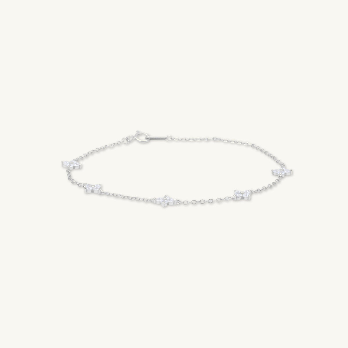 Gold clover chain bracelet variation B
