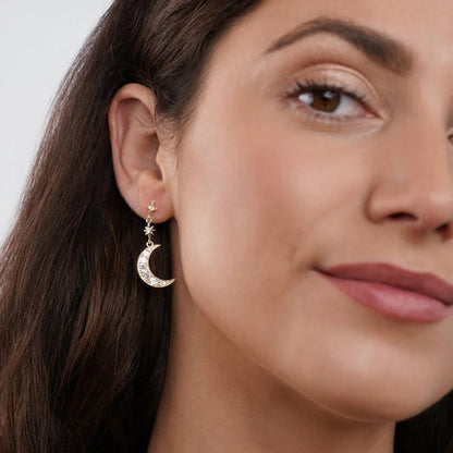 Celestial moon and star earrings detail – Vessaly
