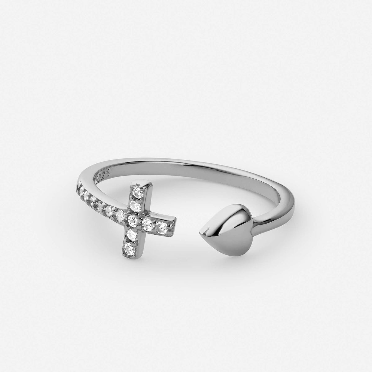 Rose gold heart cross ring – Vessaly
