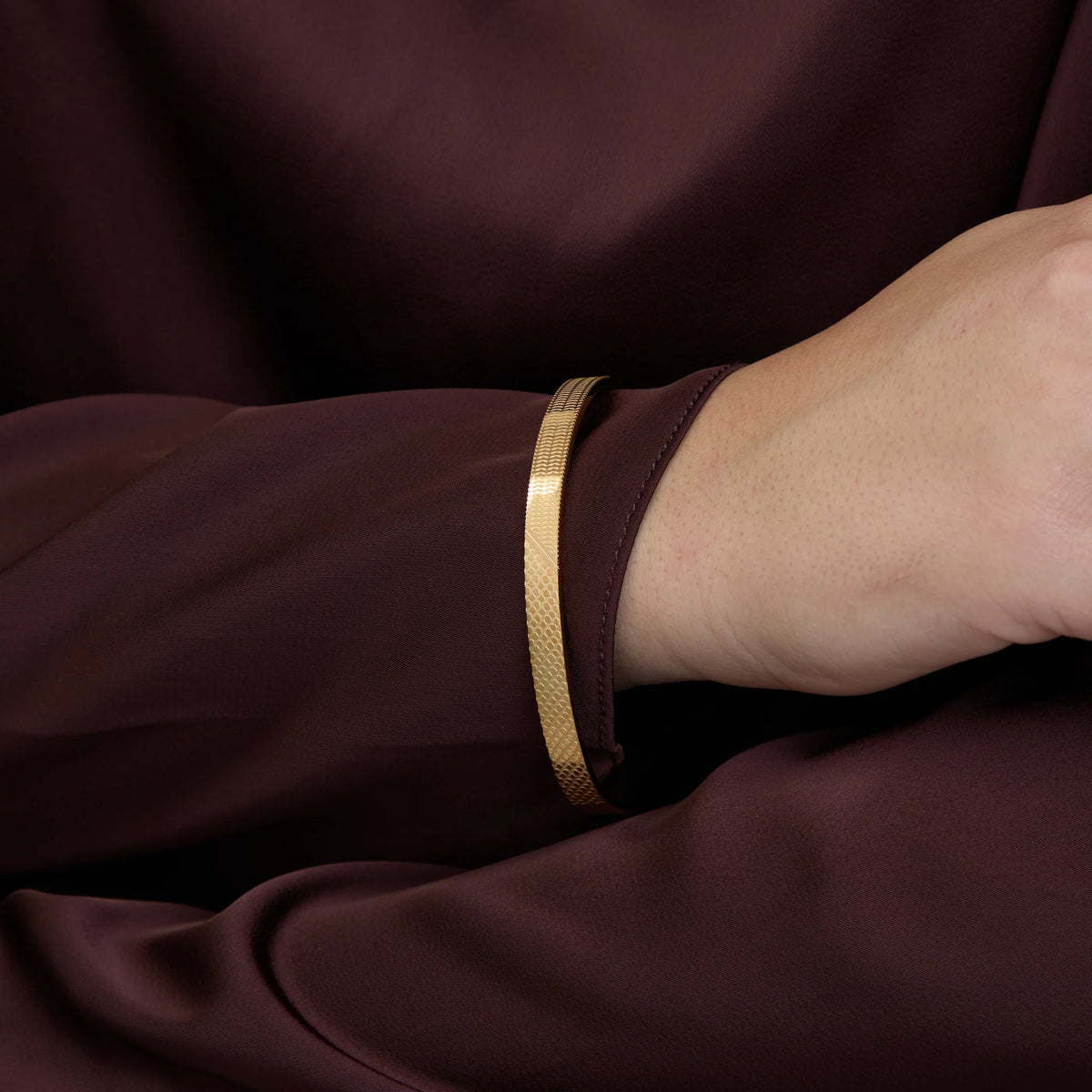 Keffiyeh pattern cuff bracelet detail – Vessaly