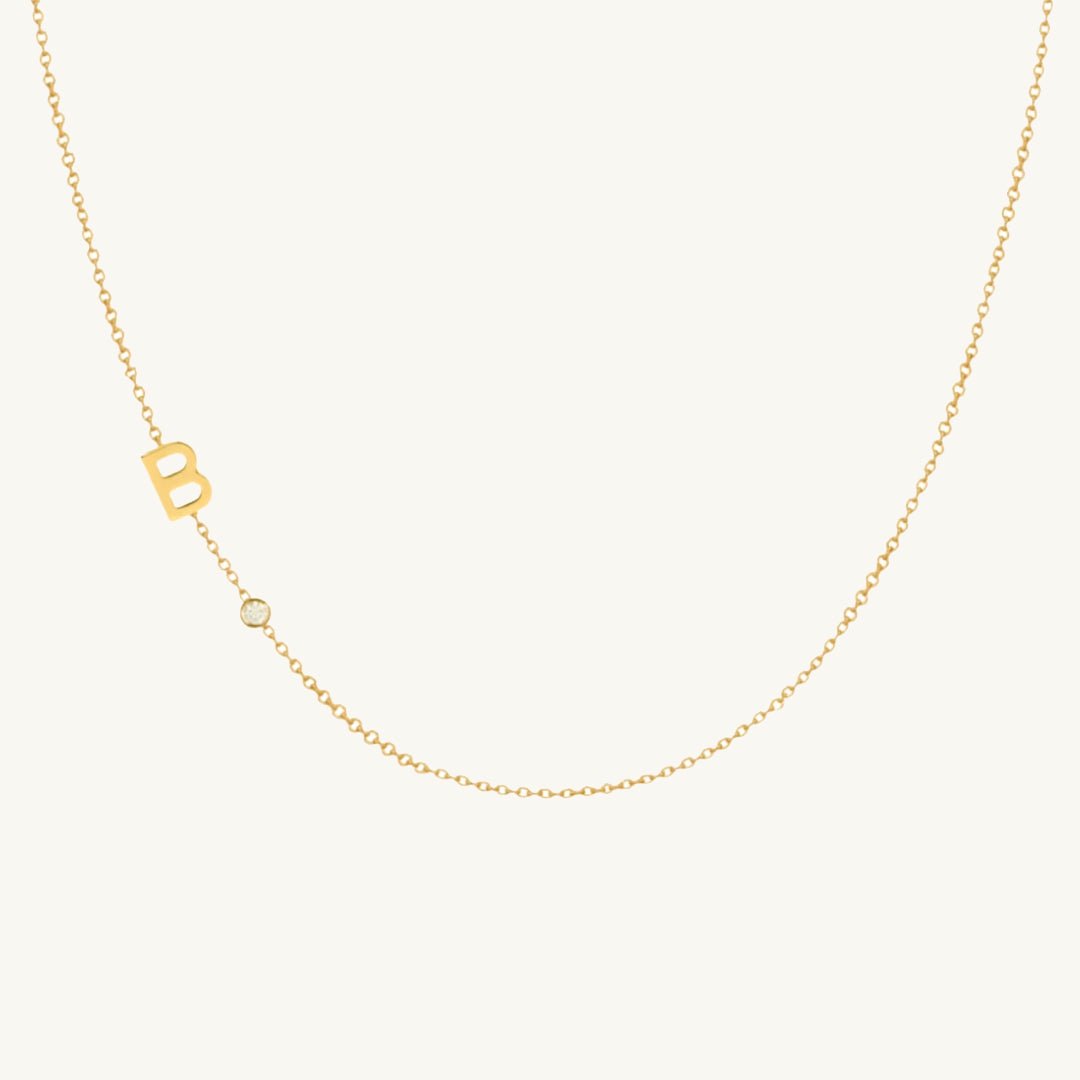 Sideways pavé initial letter necklace in gold vermeil – Vessaly