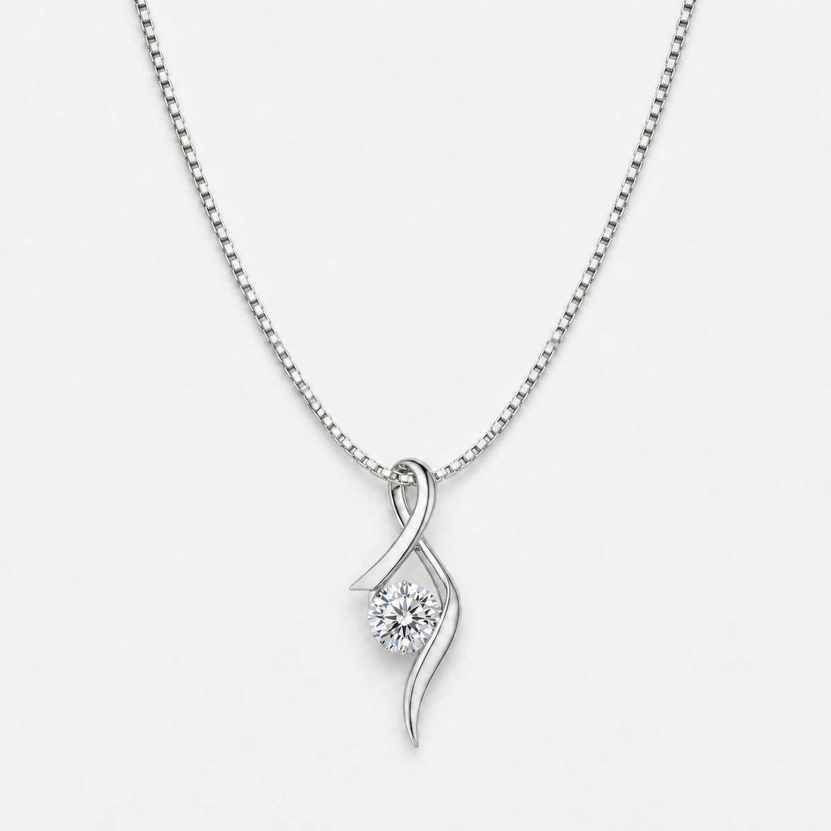 Sterling Silver Zirconia Solitaire Pendant Necklace - Silver / 925 Sterlingsilber