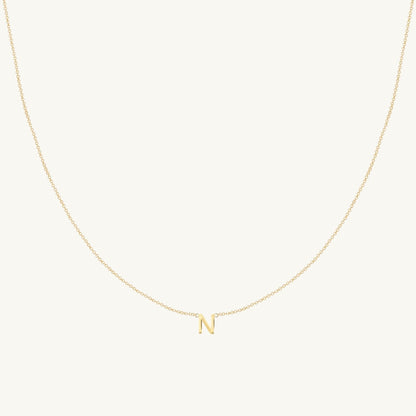 Initial letter necklace in 18K gold vermeil