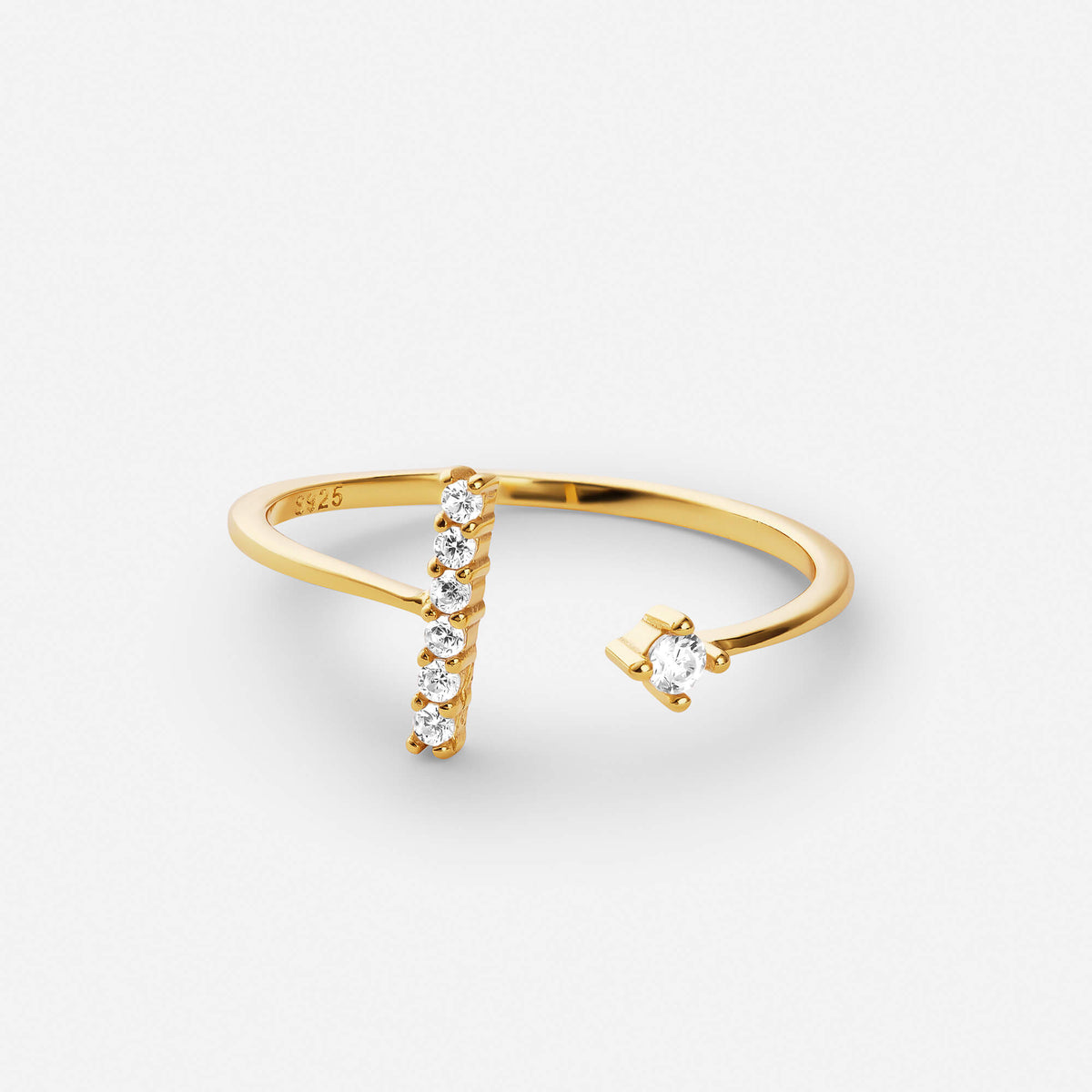 Valerie statement stone ring in gold – Vessaly